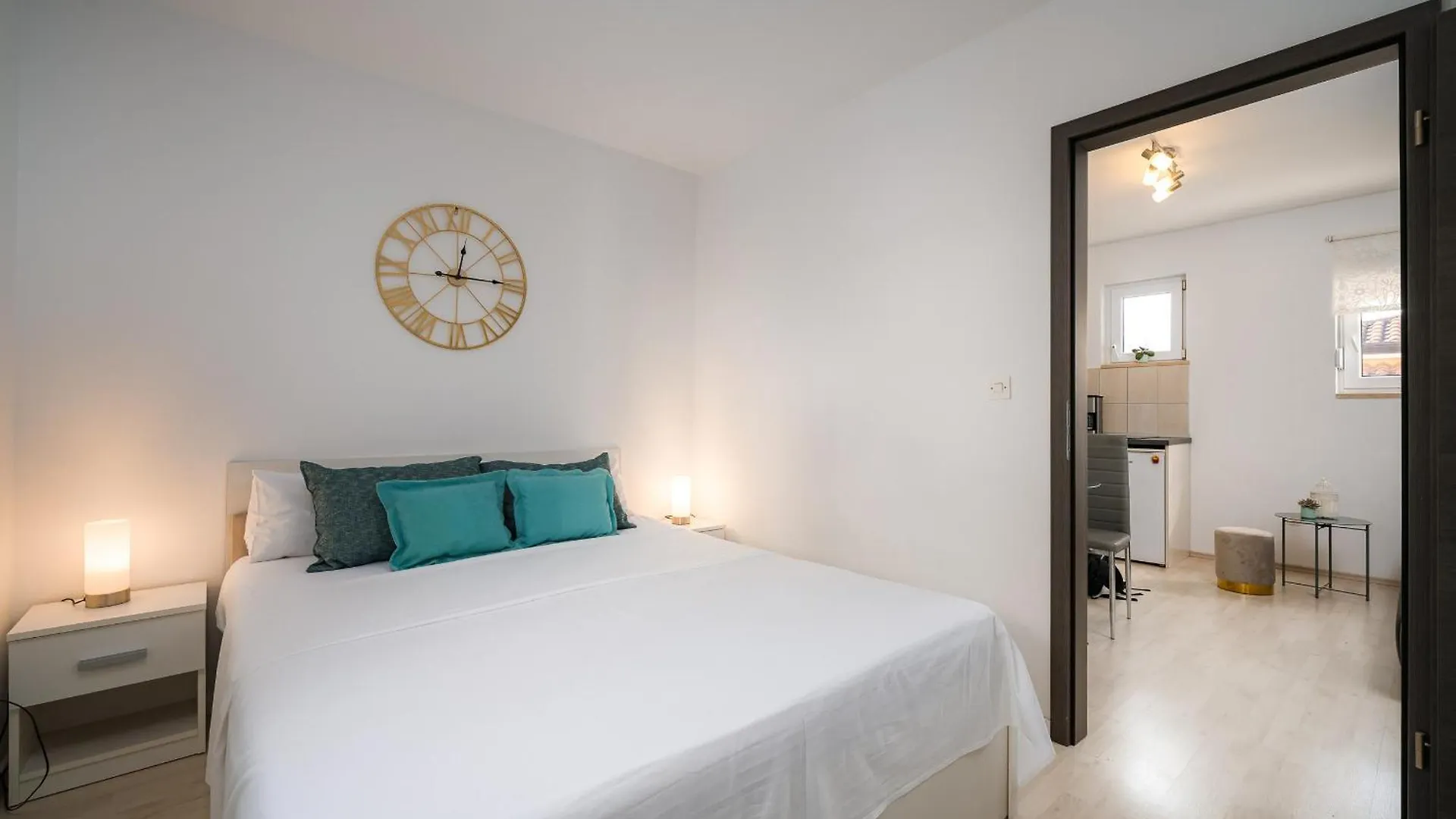 Charming Apartments Rose 1&2 With Pool Poreč Kroatien